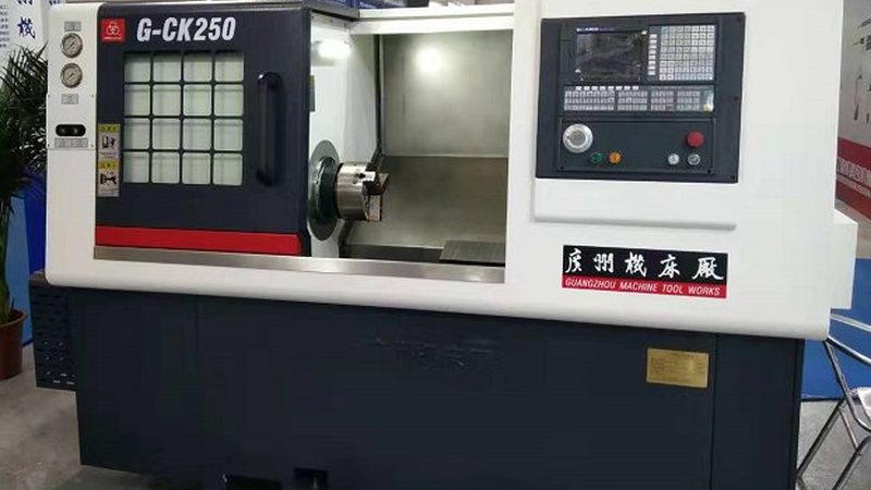 揭秘发那科0i系列数控系统：性能与报价背后的逻辑